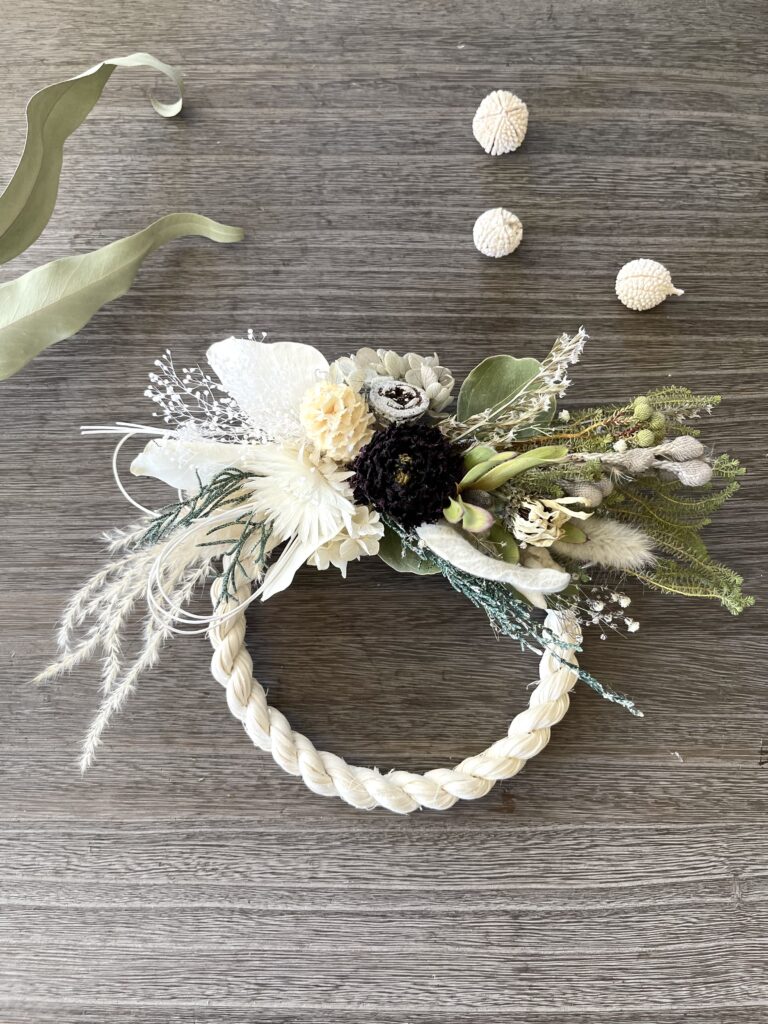 白いしめ縄リース IZURU お正月飾り ナチュラル